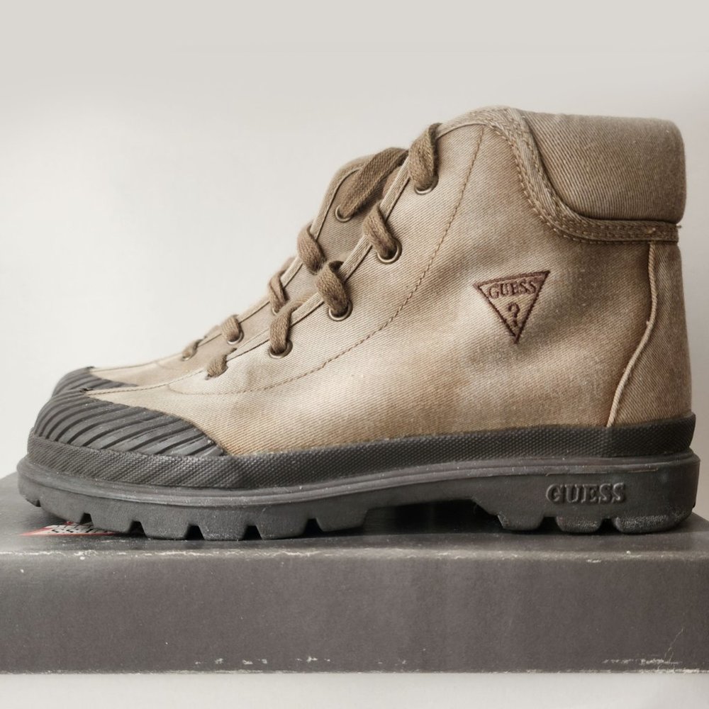 Guess? Athletic, Boy's Topaz STONE MID Boot Size U.S. 4-1/2 Style 073025--232